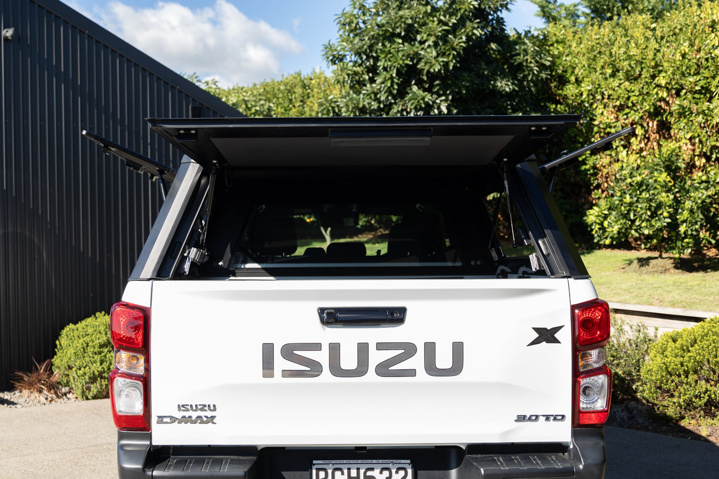 EasyCap Isuzu Dmax 2012+ - Strictly Outdoors