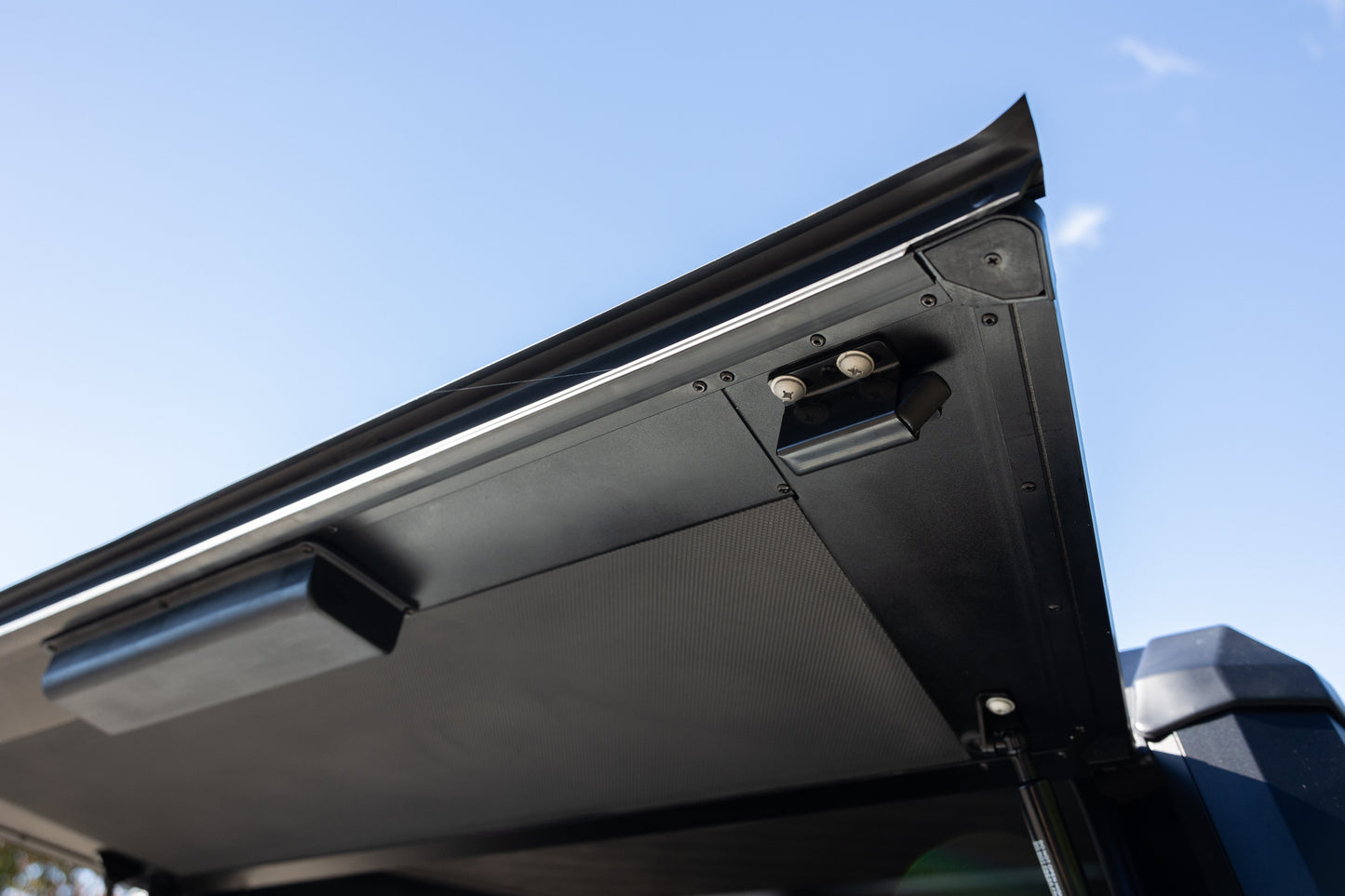 EasyCap Isuzu Dmax 2012+ - Strictly Outdoors