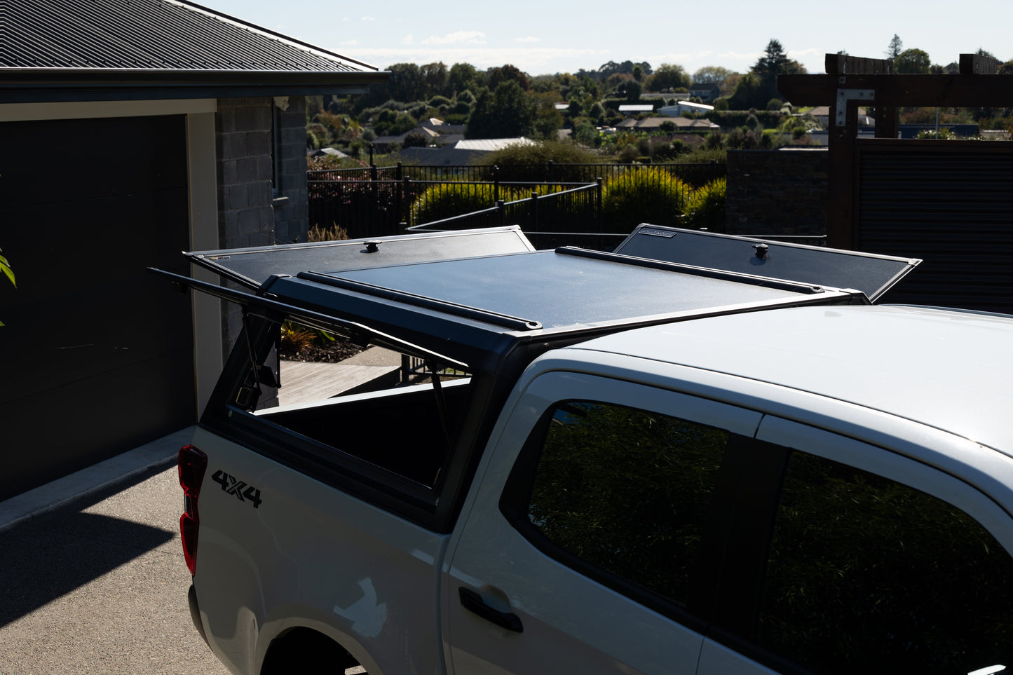EasyCap Isuzu Dmax 2012+ - Strictly Outdoors
