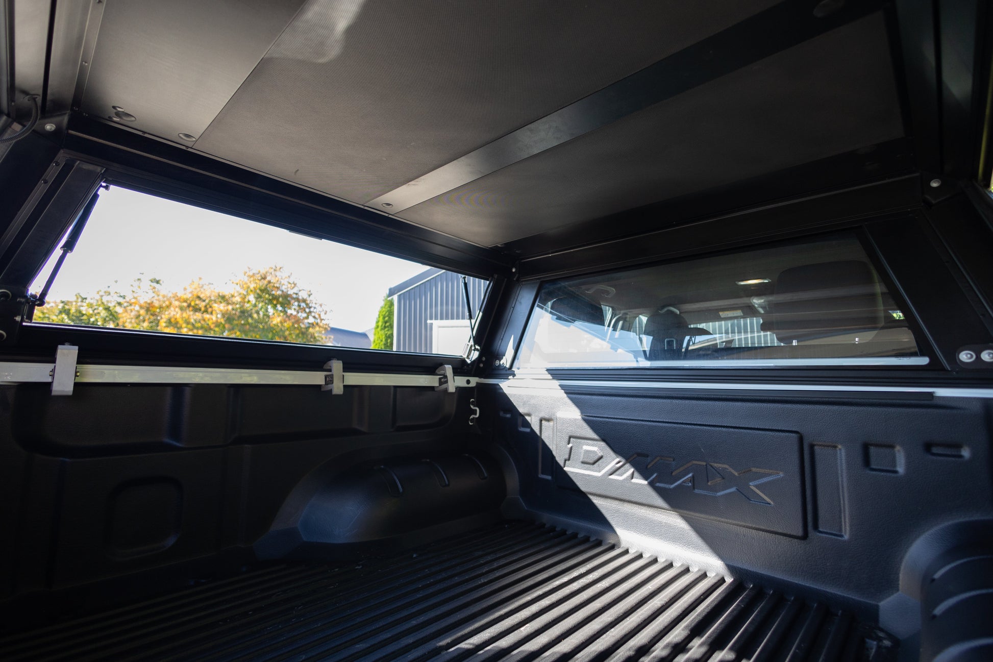 EasyCap Isuzu Dmax 2012+ - Strictly Outdoors
