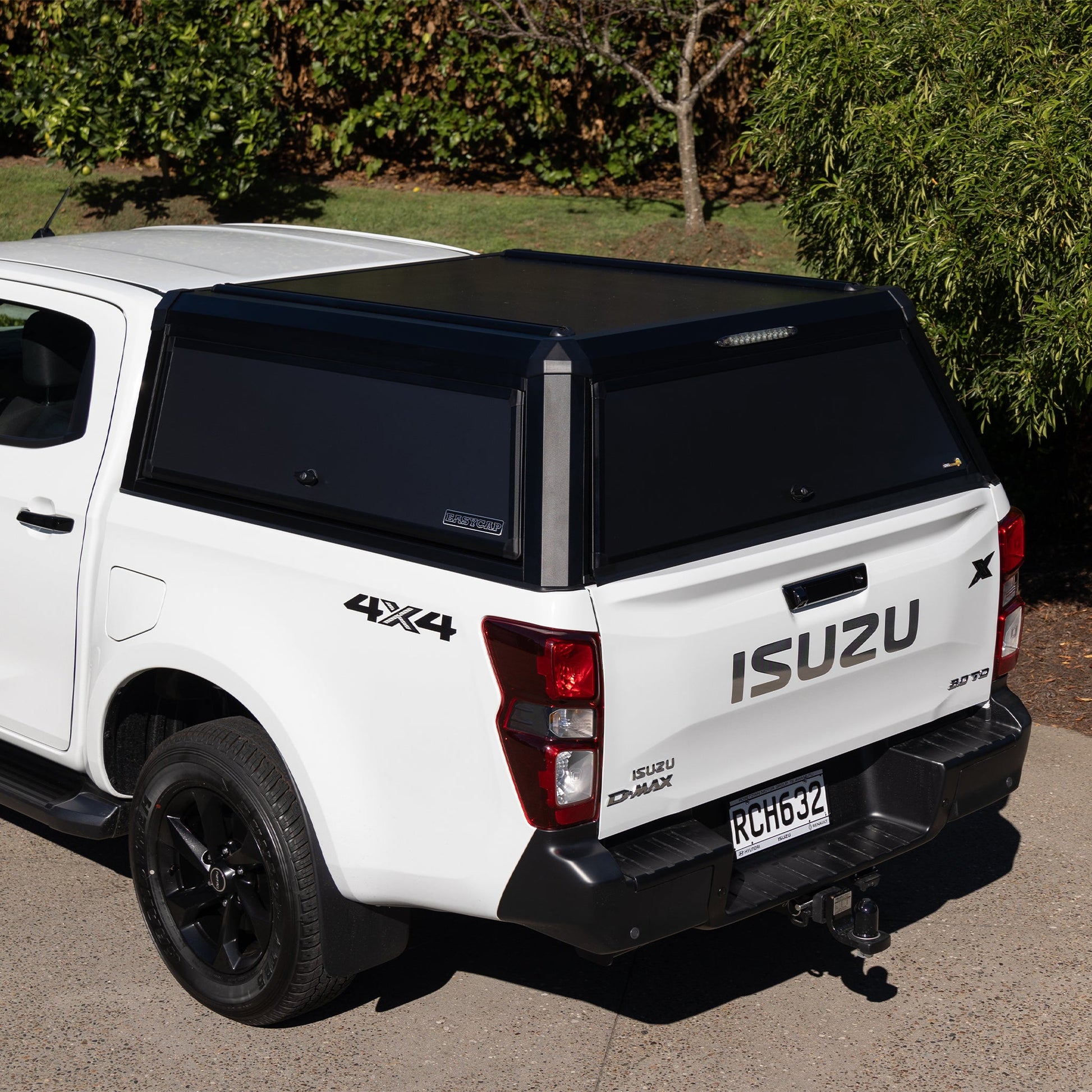 EasyCap Isuzu Dmax 2012+ - Strictly Outdoors