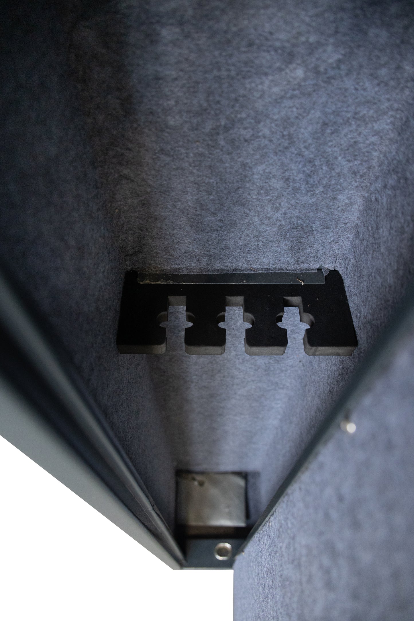Gun Safe - 3 Gun safe - Heavy duty model - Strictly Outdoors