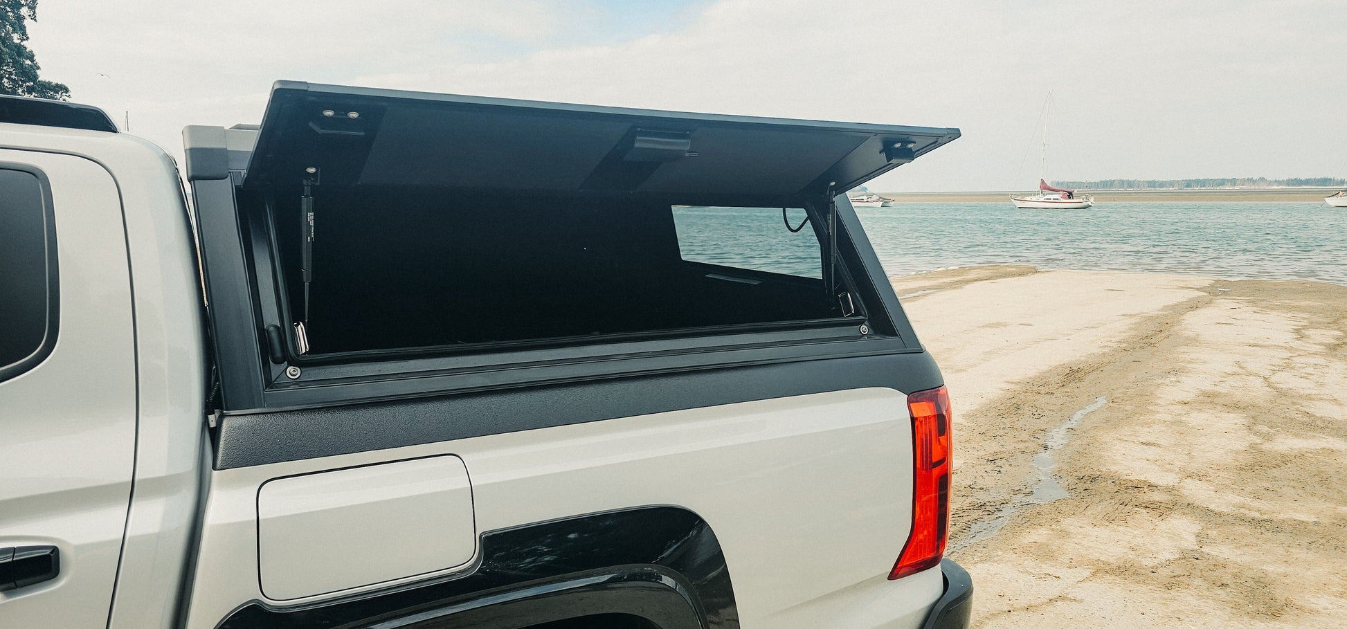 EasyCap Mitsubishi Triton Canopy 2023+ - Strictly Outdoors