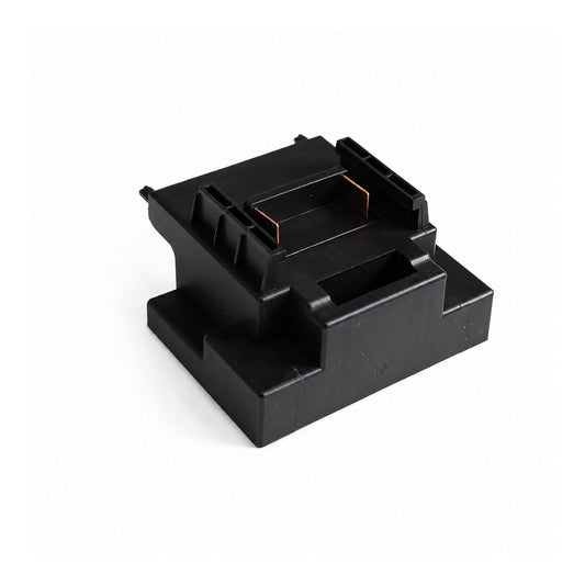 Xplora F29 DeWalt and Makita battery adapter – three-quarter view